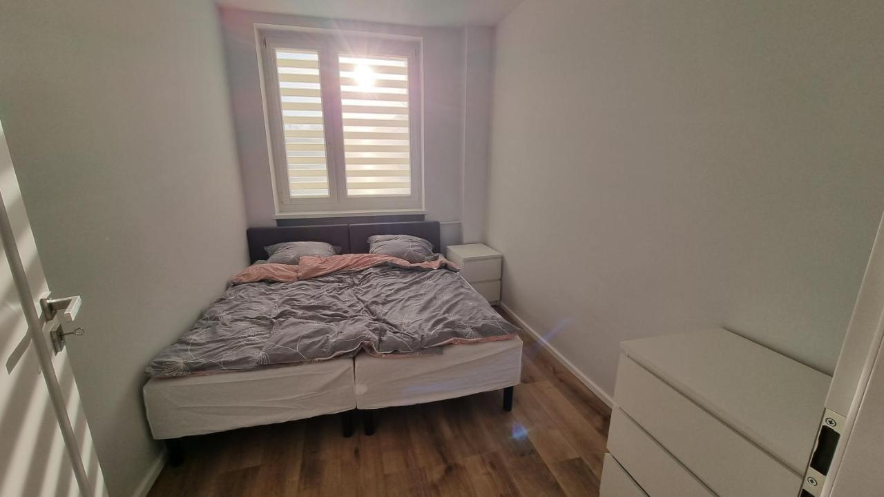 Apartament W Centrum تشينستوخوفا المظهر الخارجي الصورة